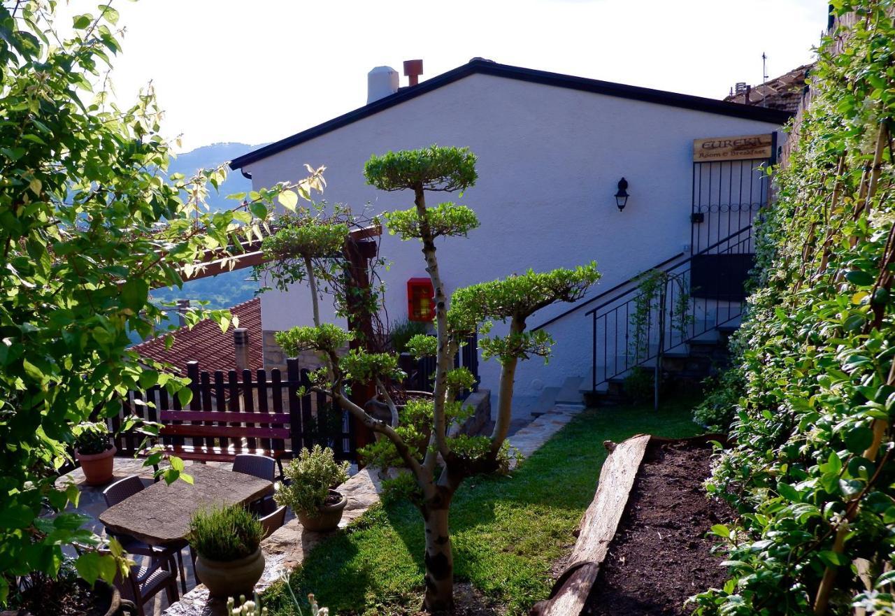 Eureka Room & Breakfast Pietrapertosa Exteriör bild